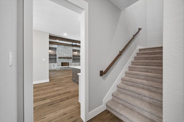 110 Dawn Court, Huntsville, TX 77340