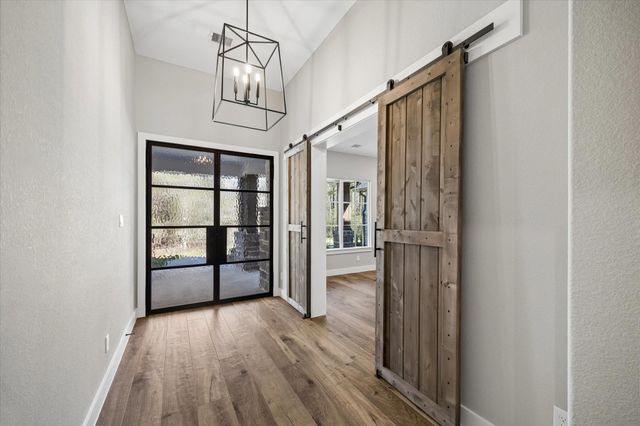 110 Dawn Court, Huntsville, TX 77340