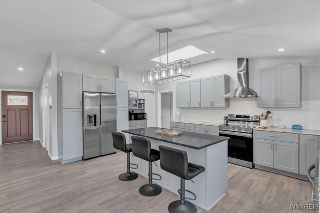 6674 Wisterman Road, Lockport Town, NY 14094