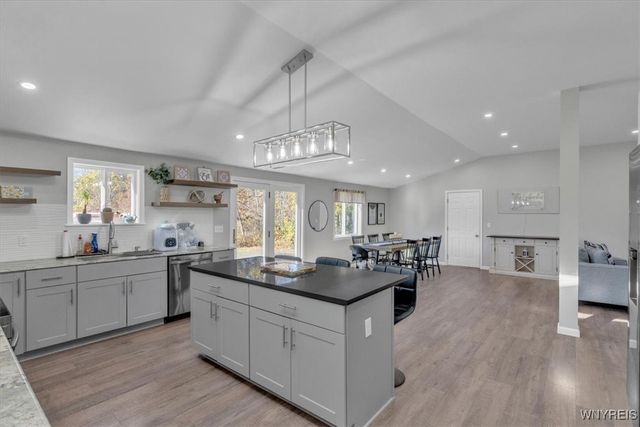 6674 Wisterman Road, Lockport Town, NY 14094