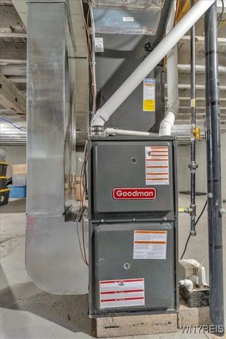 6674 Wisterman Road, Lockport Town, NY 14094