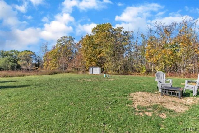 6674 Wisterman Road, Lockport Town, NY 14094