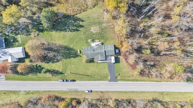 6674 Wisterman Road, Lockport Town, NY 14094