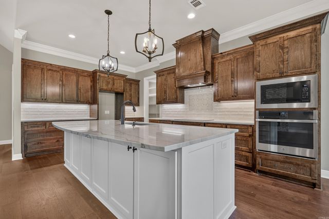 32 Asombroso Lane, Hot Springs Village, AR 71909