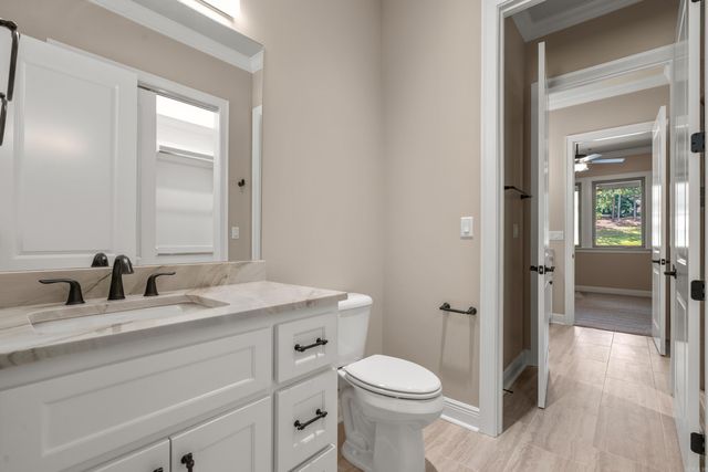 32 Asombroso Lane, Hot Springs Village, AR 71909