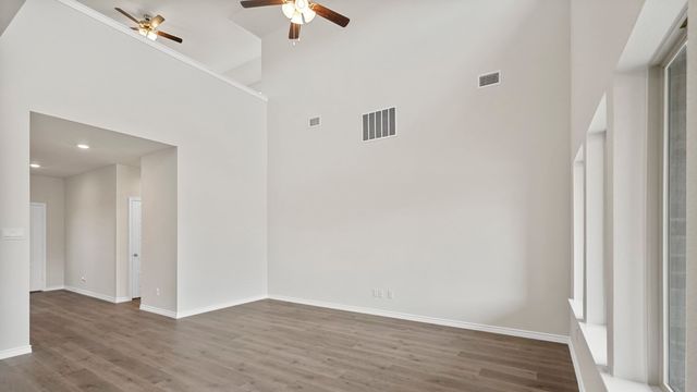 9115 Prairie Run Lane, Garland, TX 75043