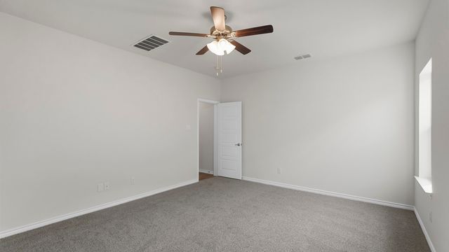 9115 Prairie Run Lane, Garland, TX 75043