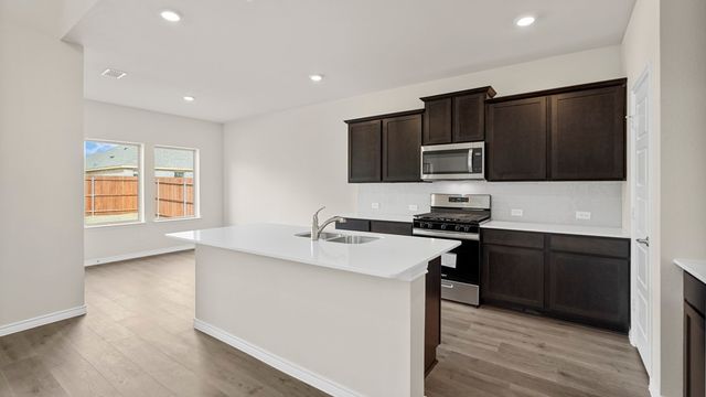 9115 Prairie Run Lane, Garland, TX 75043