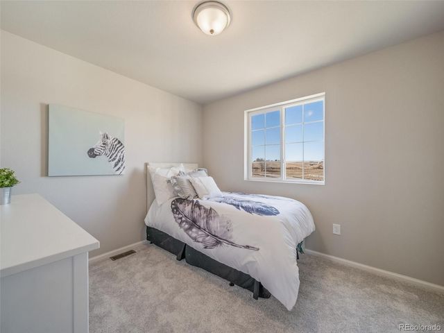46597 Sunflower Lane, Bennett, CO 80102