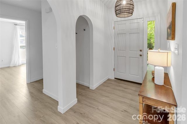 128 Spencer Woods Drive, Dallas, NC 28034