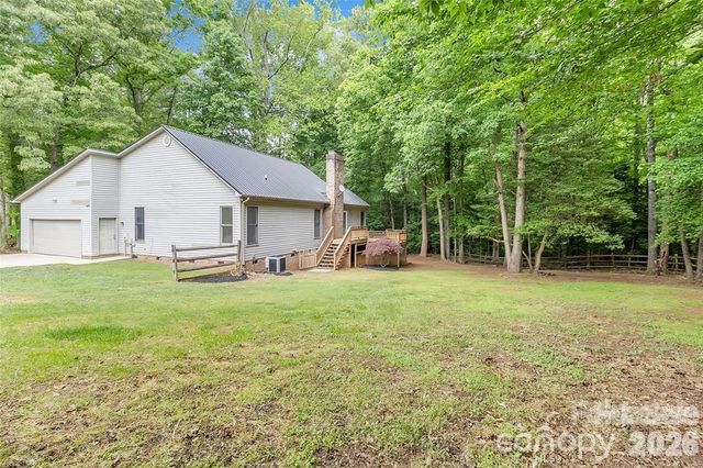 128 Spencer Woods Drive, Dallas, NC 28034