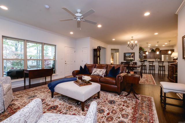 273 Mountain Terrace Circle, Maumelle, AR 72113