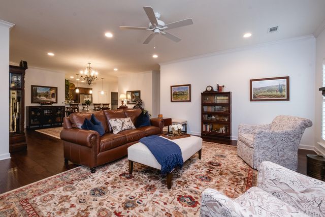 273 Mountain Terrace Circle, Maumelle, AR 72113