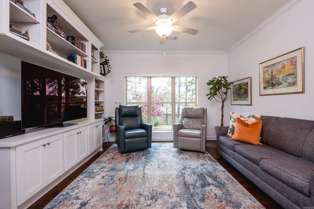 273 Mountain Terrace Circle, Maumelle, AR 72113