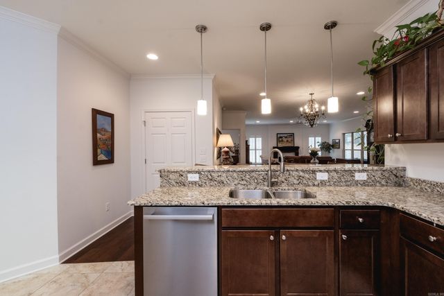 273 Mountain Terrace Circle, Maumelle, AR 72113