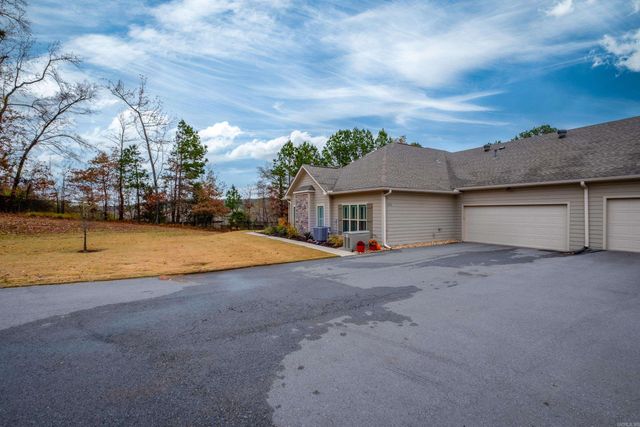 273 Mountain Terrace Circle, Maumelle, AR 72113