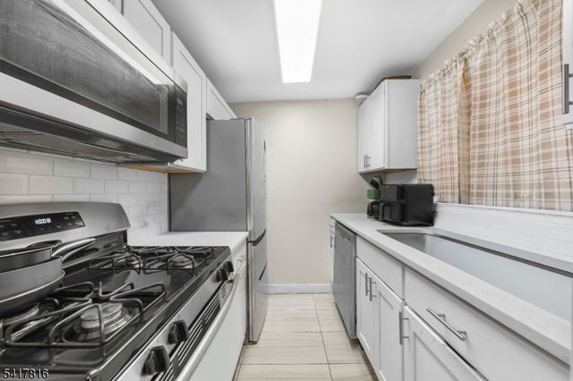 735 Linden Ave, Rahway City, NJ 07065