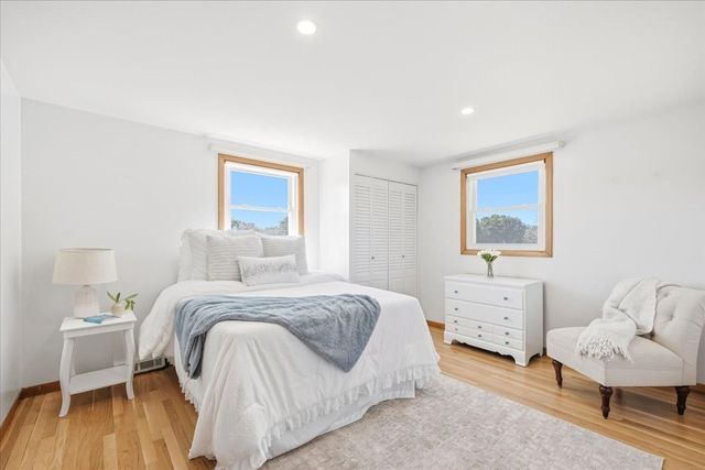 5 Moreau St, Stoughton, MA 02072