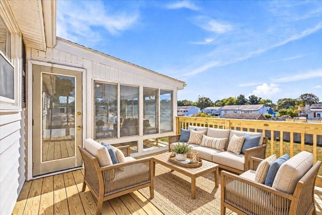 5 Moreau St, Stoughton, MA 02072