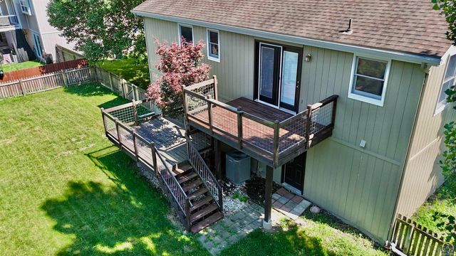 33124 W 87th Terr, De Soto, KS 66018