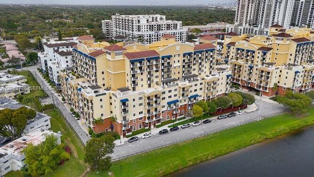 8395 SW 73rd Avenue 104, Miami, FL 33143