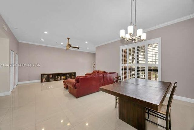 8395 SW 73rd Avenue 104, Miami, FL 33143