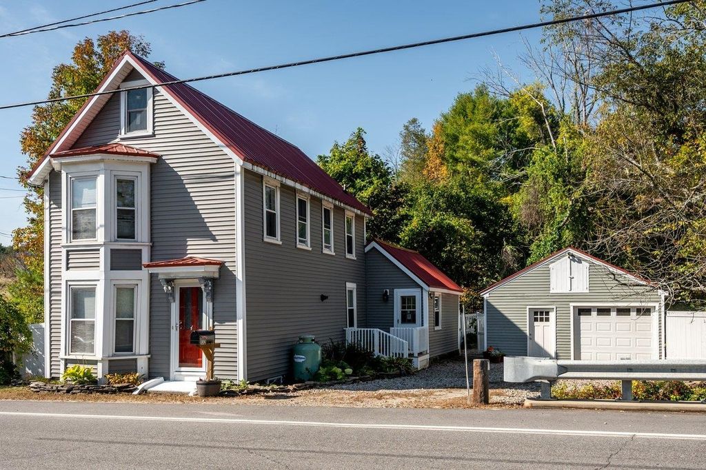 132 Main Street, Wakefield, NH 03887