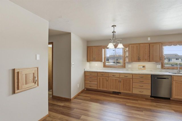 1894 SUSAN AVENUE, Neenah, WI 54956