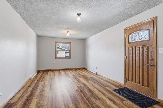 1894 SUSAN AVENUE, Neenah, WI 54956