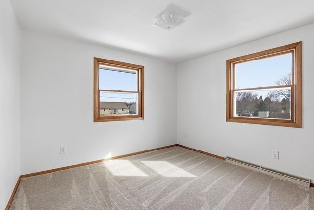 1894 SUSAN AVENUE, Neenah, WI 54956