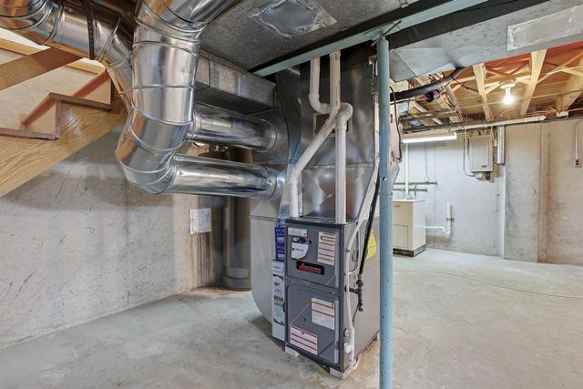 1894 SUSAN AVENUE, Neenah, WI 54956