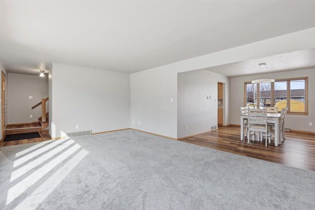 1894 SUSAN AVENUE, Neenah, WI 54956