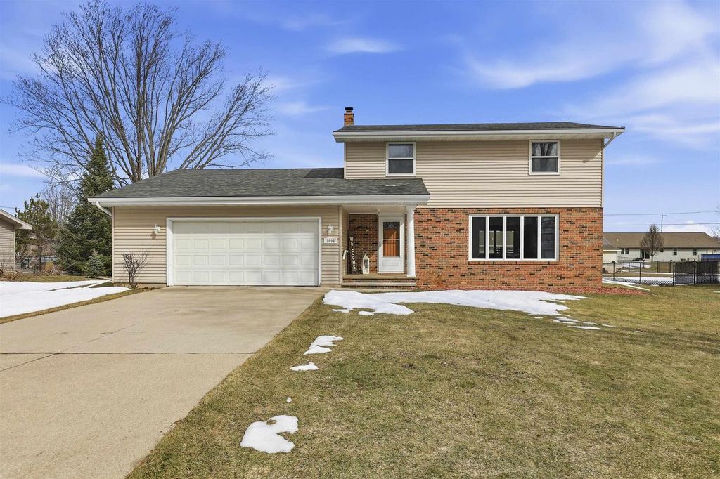 1894 SUSAN AVENUE, Neenah, WI 54956