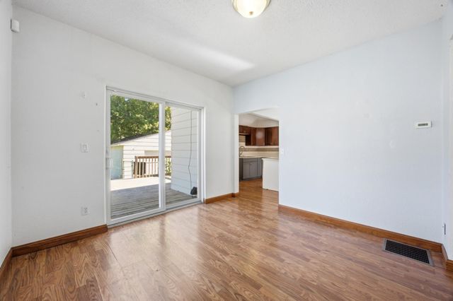 1111 8th Avenue N, Fargo, ND 58102
