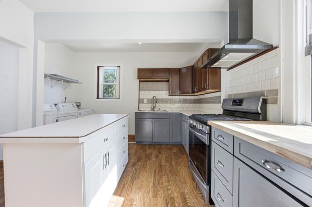 1111 8th Avenue N, Fargo, ND 58102