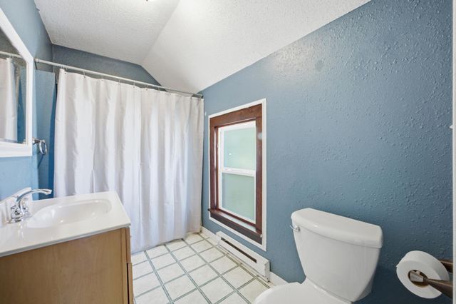 1111 8th Avenue N, Fargo, ND 58102