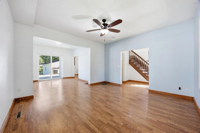 1111 8th Avenue N, Fargo, ND 58102