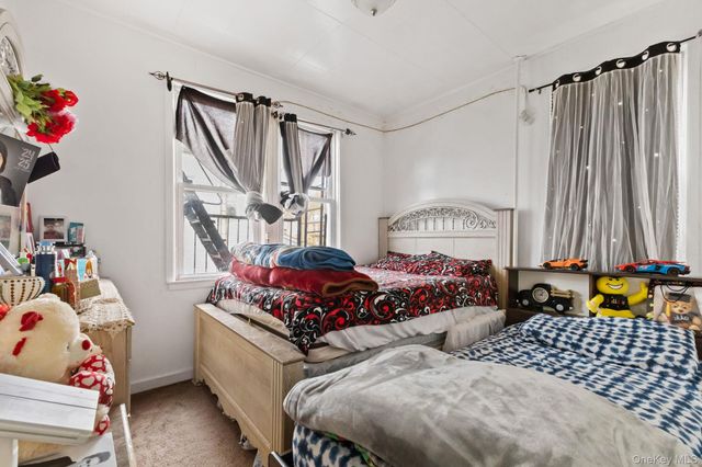 953 Rhinelander Avenue, Bronx, NY 10462