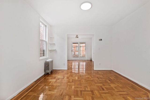 953 Rhinelander Avenue, Bronx, NY 10462