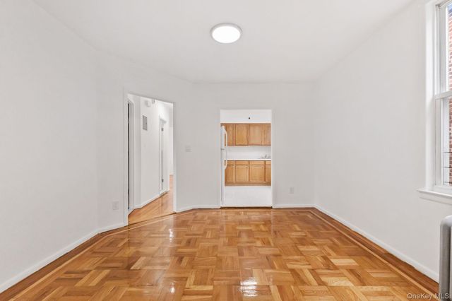 953 Rhinelander Avenue, Bronx, NY 10462