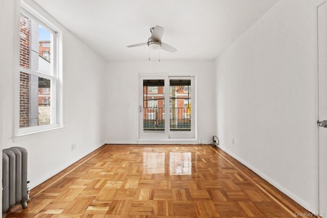 953 Rhinelander Avenue, Bronx, NY 10462