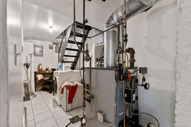 953 Rhinelander Avenue, Bronx, NY 10462