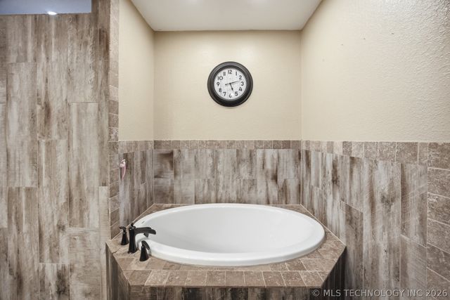 498 Big Horn, Mcalester, OK 74501