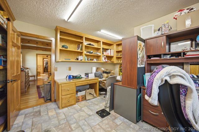 498 Big Horn, Mcalester, OK 74501