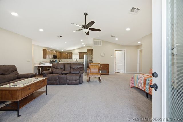 498 Big Horn, Mcalester, OK 74501