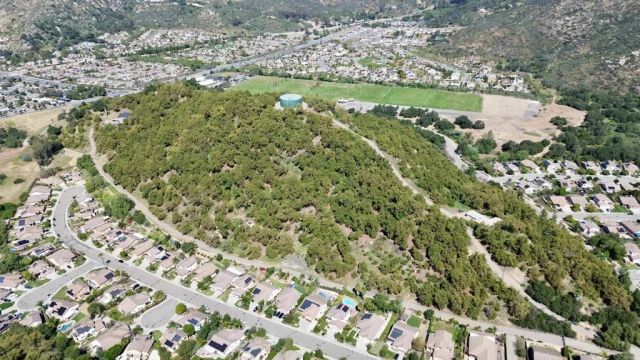 3135 E Valley Parkway, Escondido, CA 92027