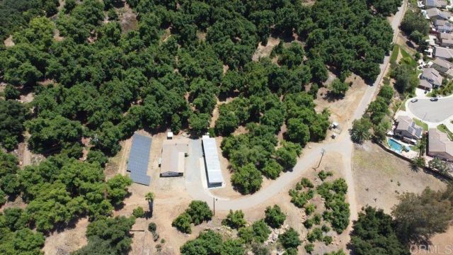 3135 E Valley Parkway, Escondido, CA 92027