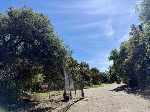 3135 E Valley Parkway, Escondido, CA 92027