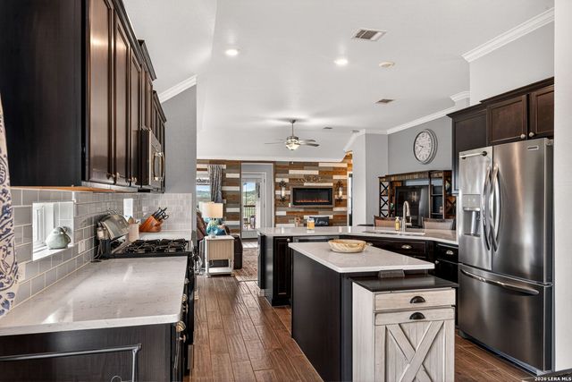 25703 Hermosa Vis, San Antonio, TX 78260