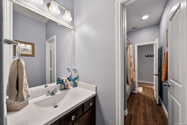 25703 Hermosa Vis, San Antonio, TX 78260